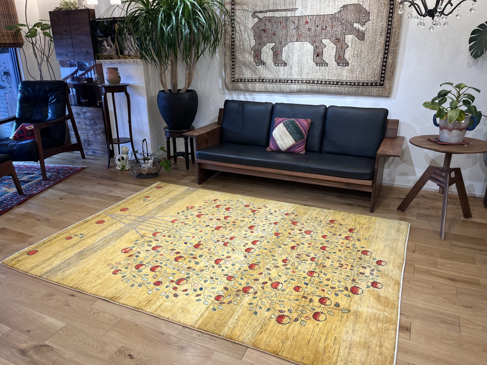 カシュクリ | 調度品の亀川【公式】ゾランヴァリギャッベ正規販売店